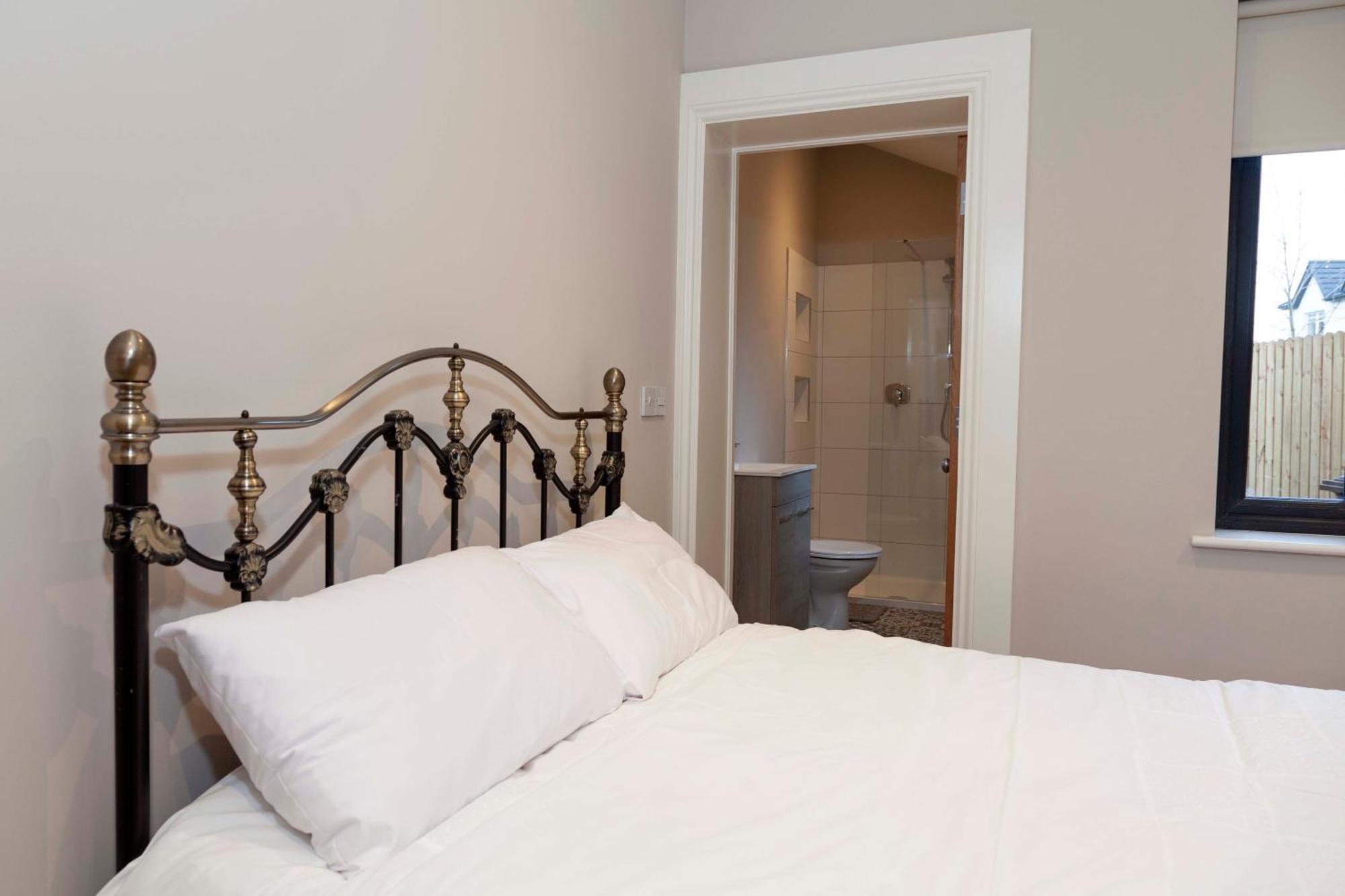 Lavender Cottage - 2 Bedroom Home Newbridge  Exterior foto